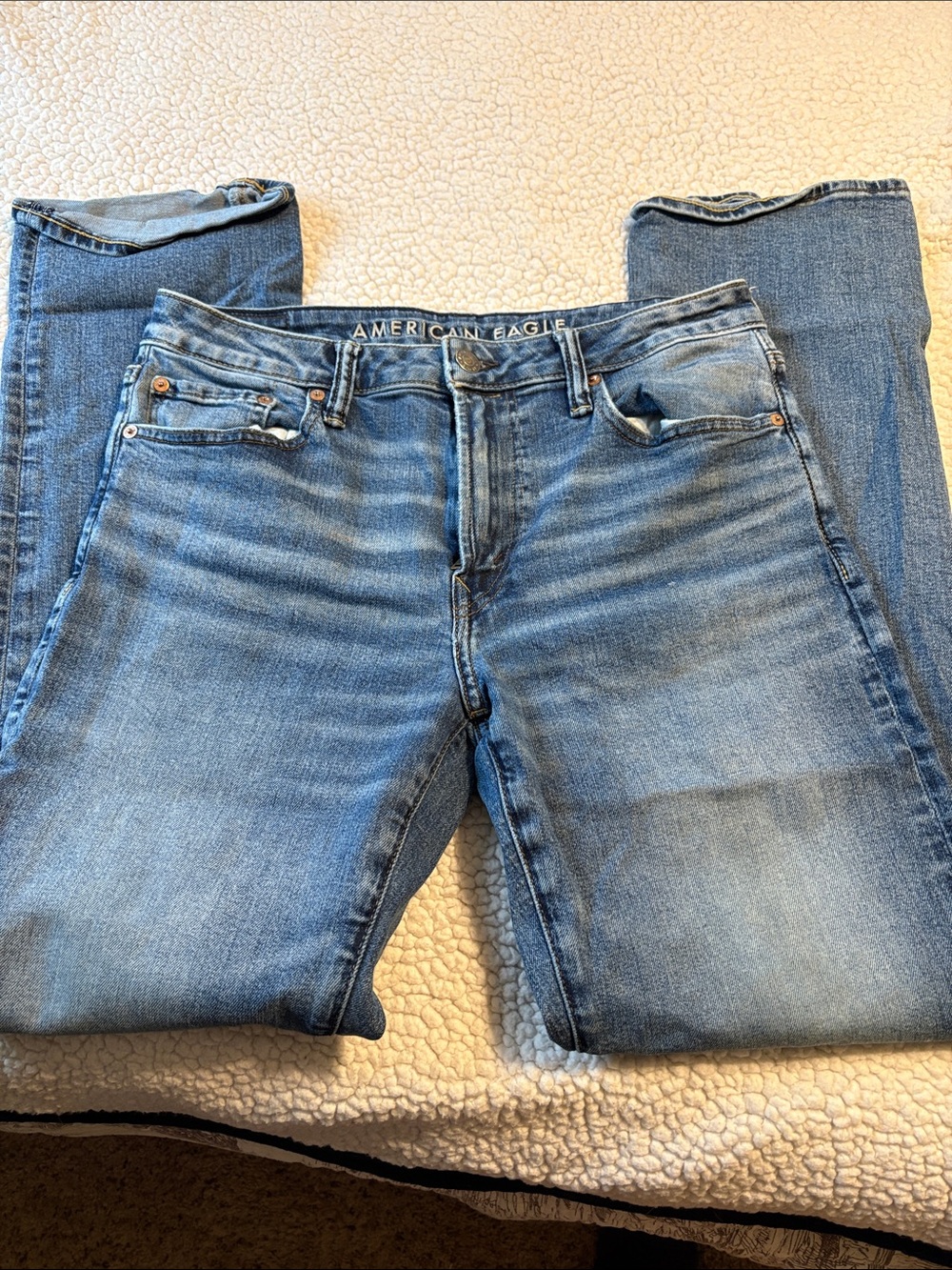 American Eagle Outfitters men’s Light Blue Jeans